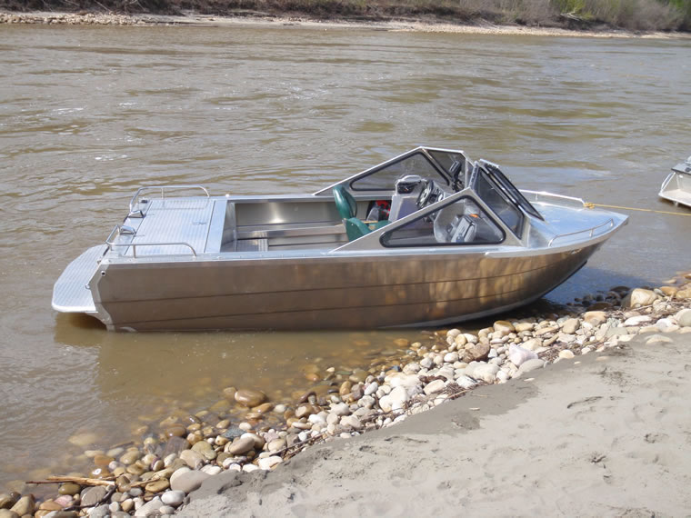 Aluminum river boat building